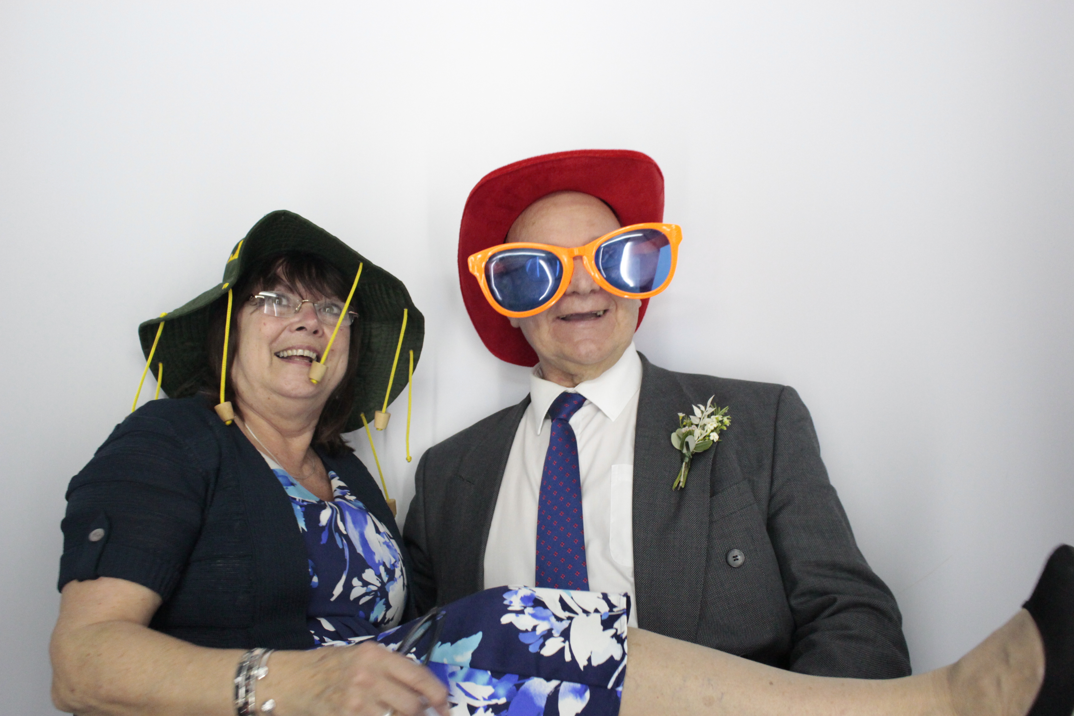 Chelsea & Matthew's Wedding | View more photos from the event at gallery.myphotoboothexperience.co.uk/u/MyPhotoBoothExperienceLtd/Chelsea-Matthews-Wedding